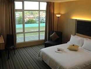 Zara's Boutique @ Harbour Hotel 3*